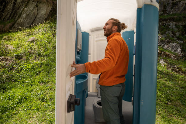 Professional porta potty rental in Stockton, MO